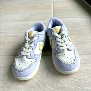 Nike Easter Dunk Low Shoes. Girls toddler. Size US 8c
